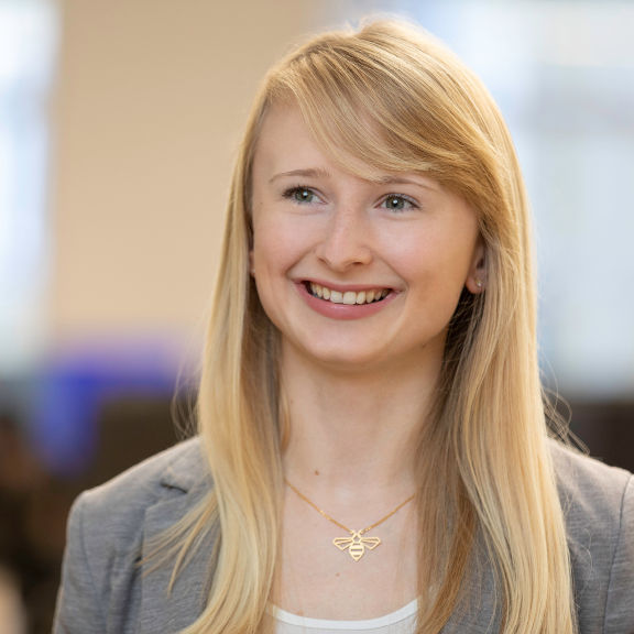 Jenny, Head of Sales